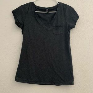 Zine V-Neck